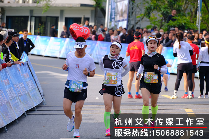 1630223091907811.jpg 仙湖半程馬拉松賽現場對個人的拍攝照片直播