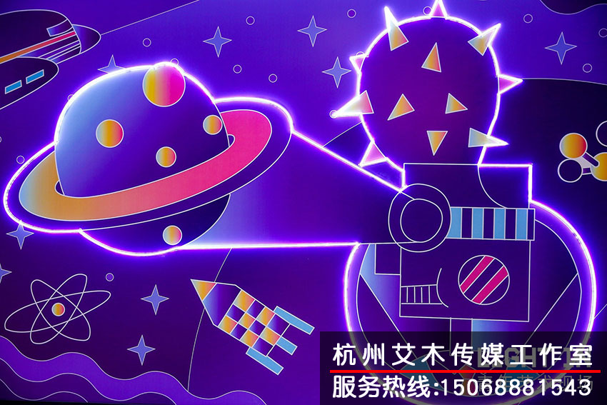 LIGHT IN 光影藝術展會圖案效果