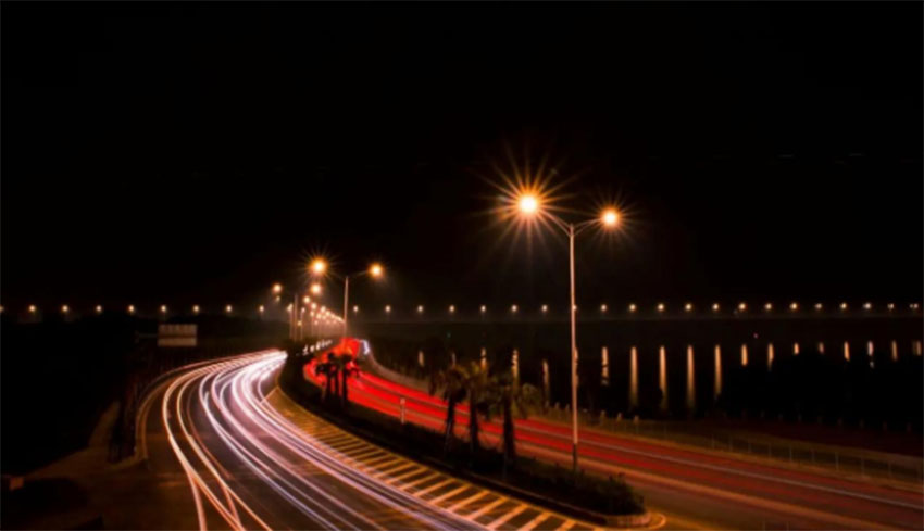 1648822624757165.jpg 艾木傳媒操作簡單實用性強手機拍慢門光繪的小技巧