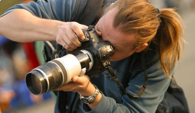 1651756596931128.png 艾木傳媒人像寫真攝影技巧