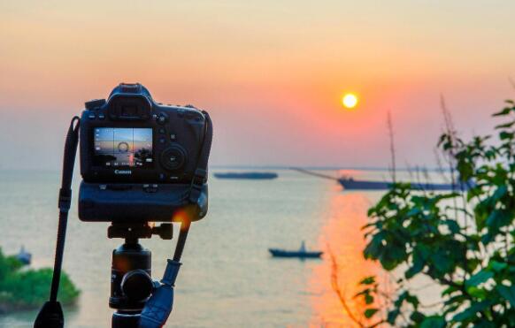 1652411197343827.jpg 攝影攝像對于長焦鏡頭有其獨特的優勢魅力